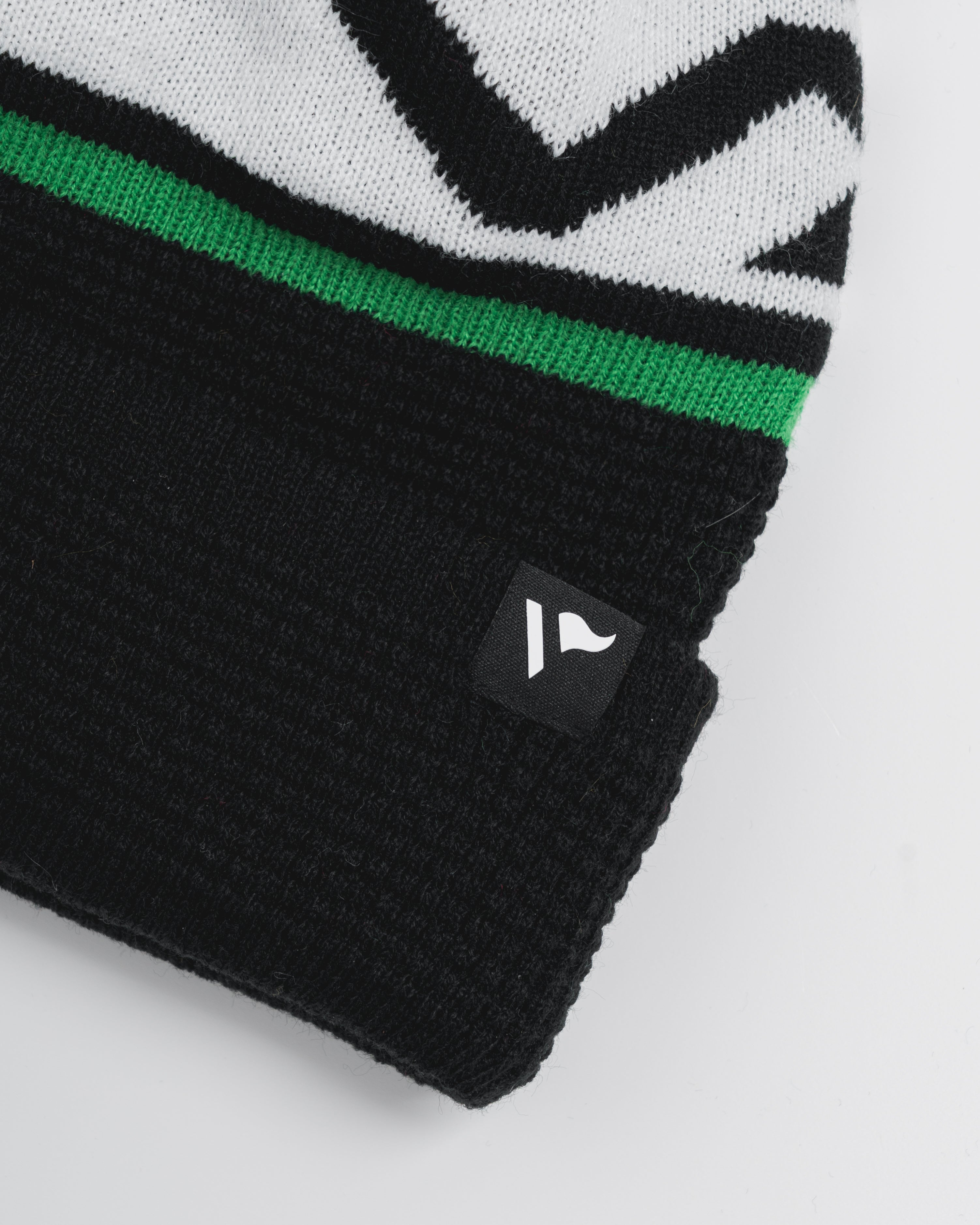 P83985WaffleKnitBobbleHat-Black-Emerald-White-2.jpg