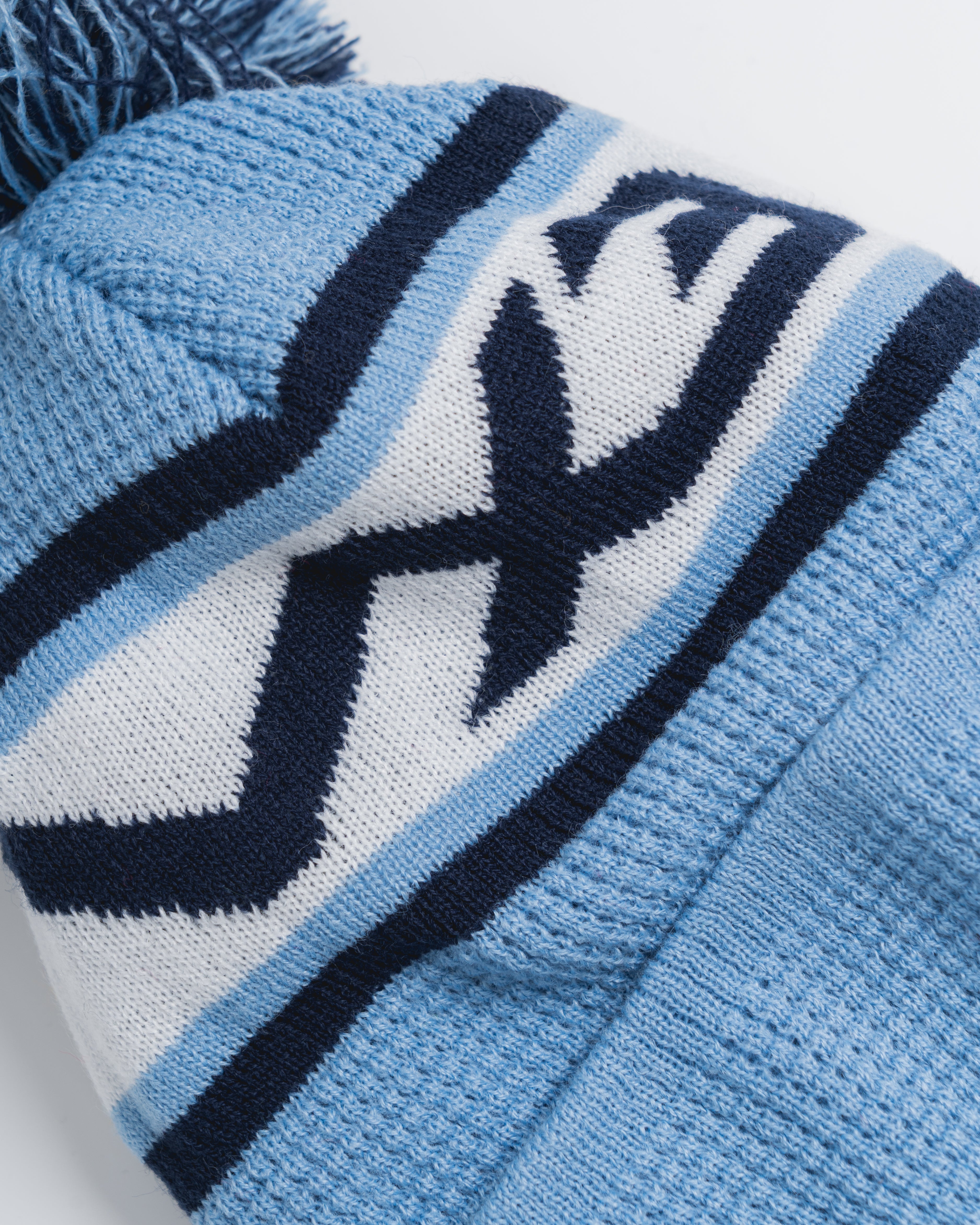 Waffle Knit Bobble Hat - Sky/Navy/White