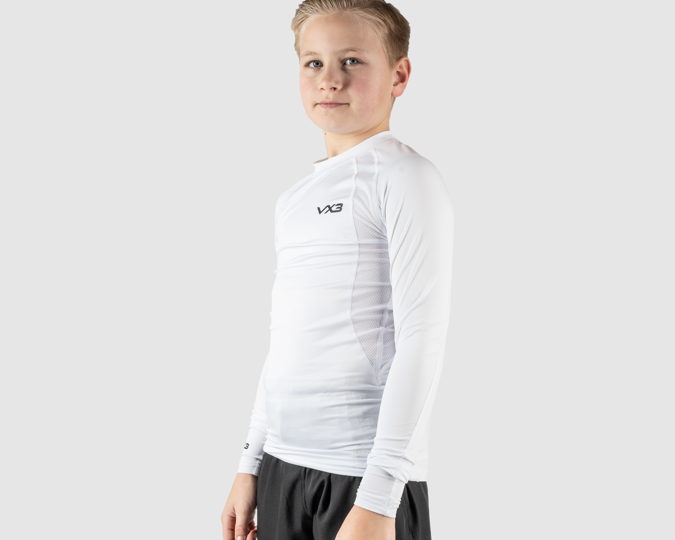 Primus-Youth-Baselayer-White-alt2.png