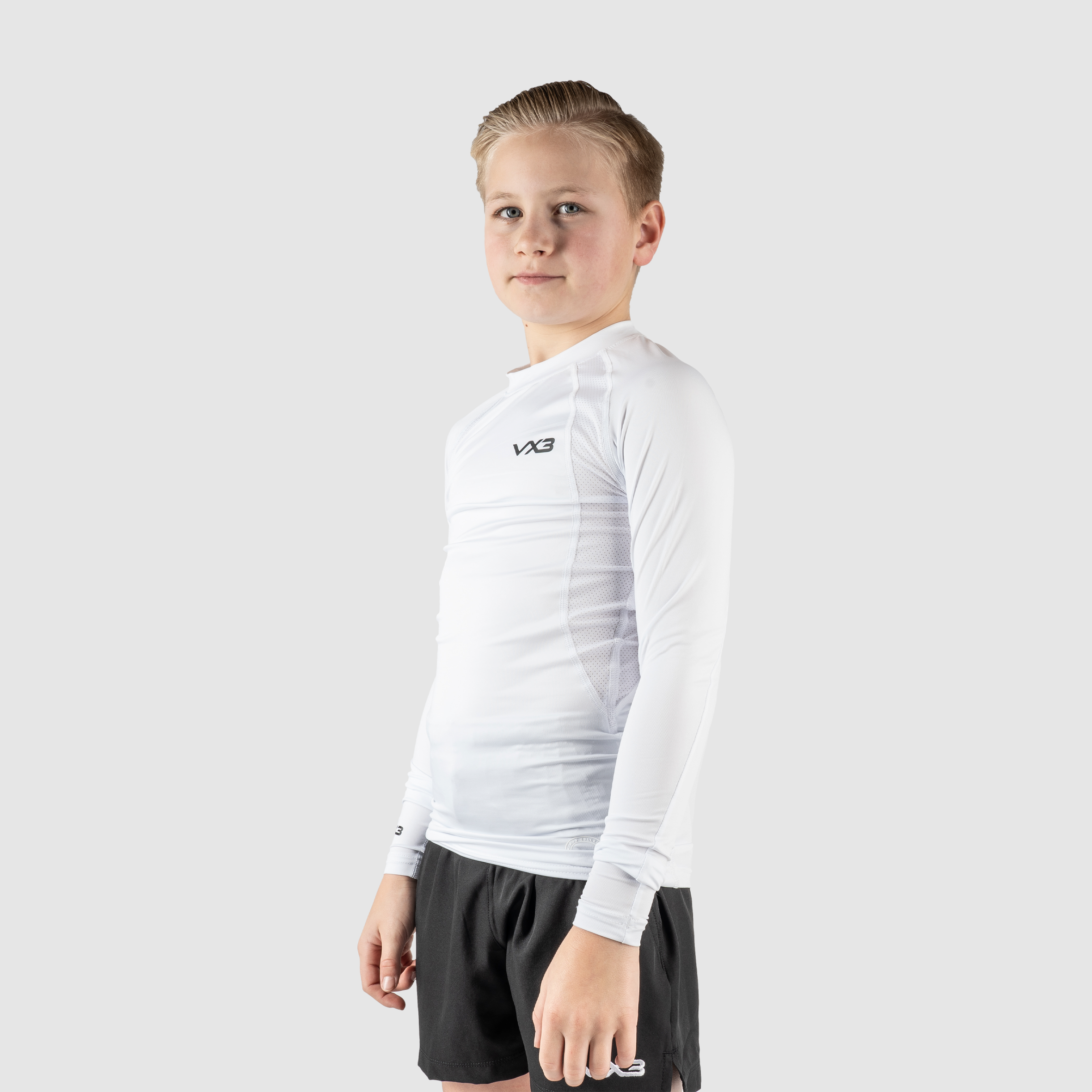 Primus-Youth-Baselayer-White-alt2.png