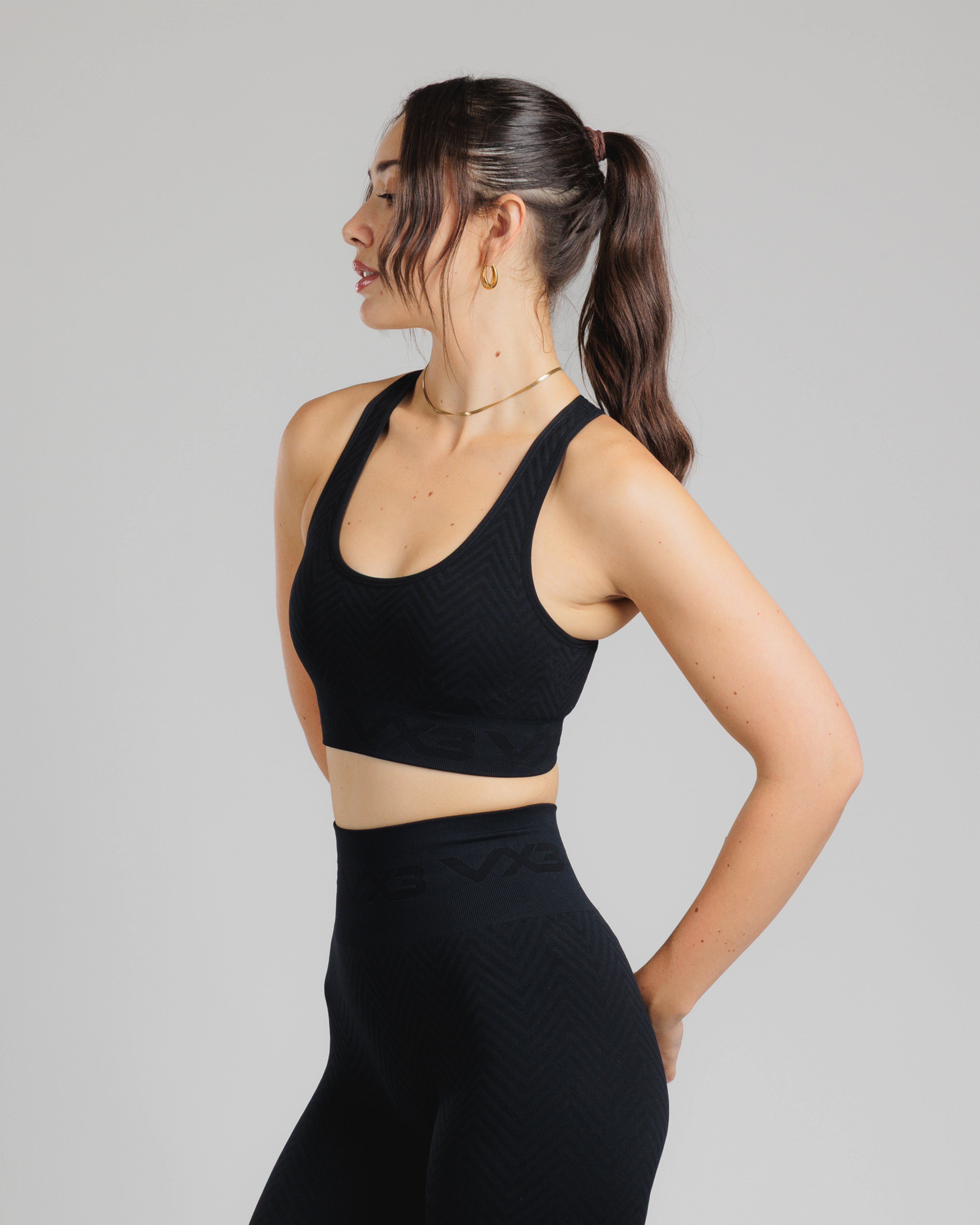 Spira Seamless Bra and Cycle Short Set Black