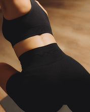 Spira Seamless Cycling Shorts - Black