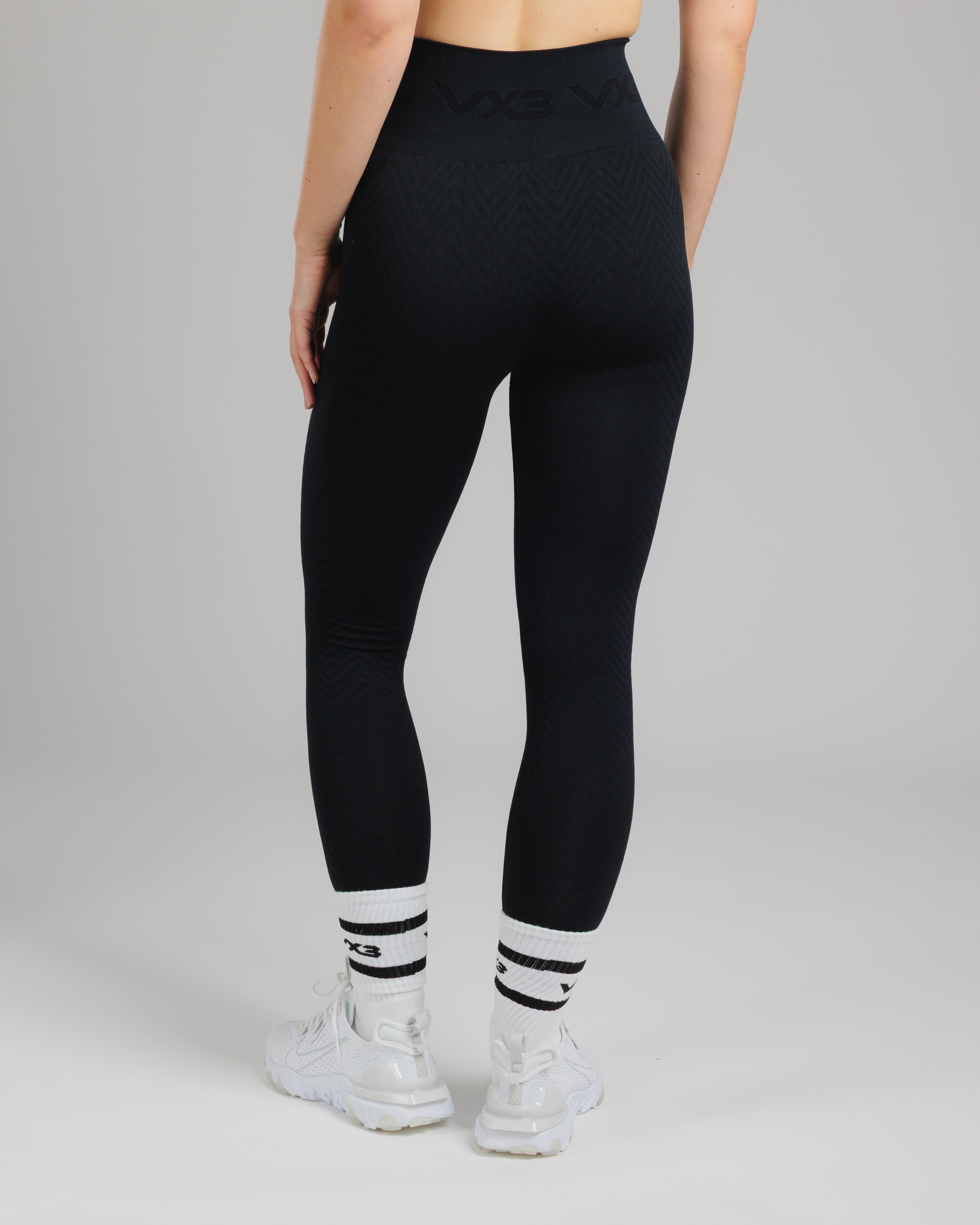 Spira Seamless Bra and Legging Set Black