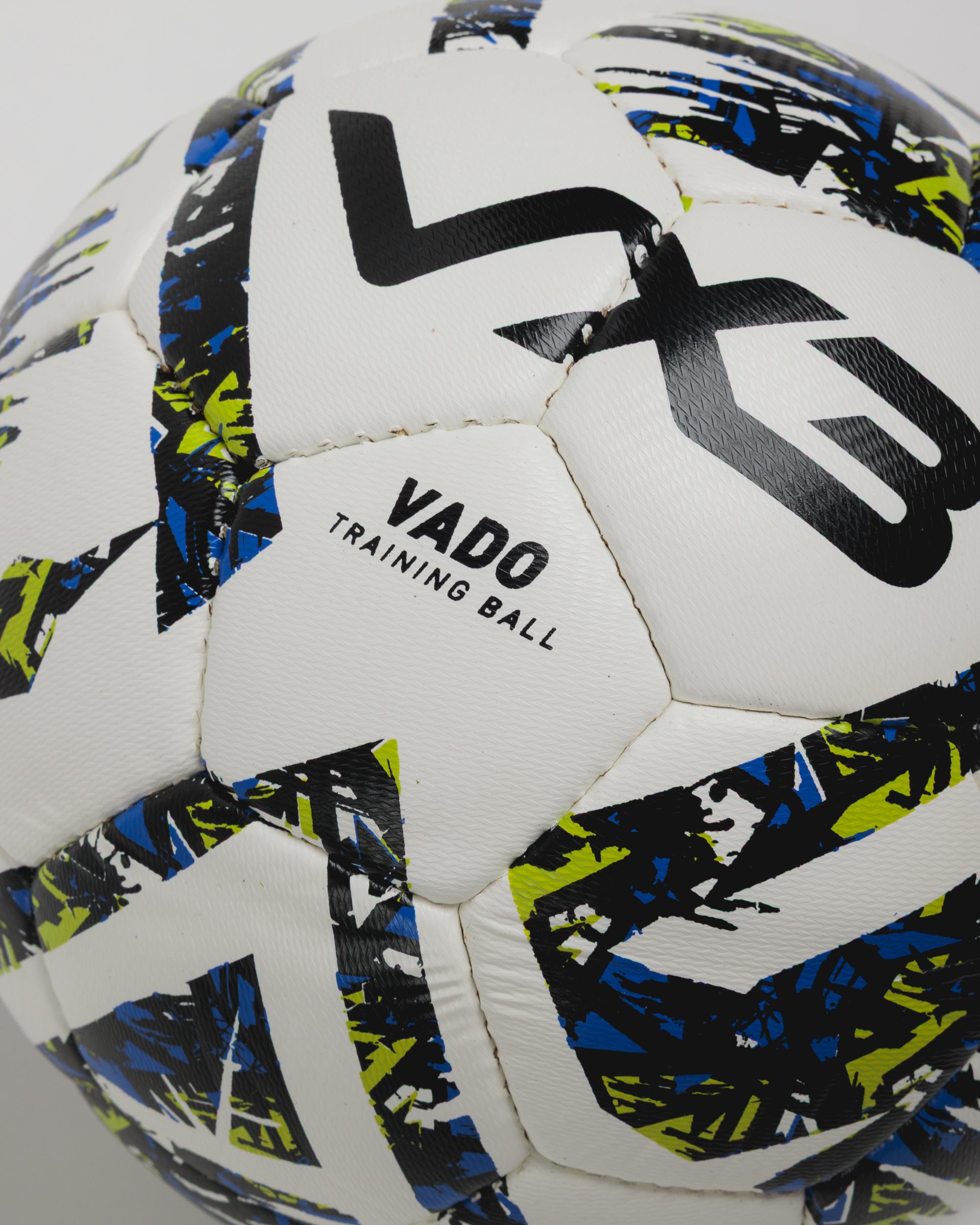 VadoBall3white-2.jpg