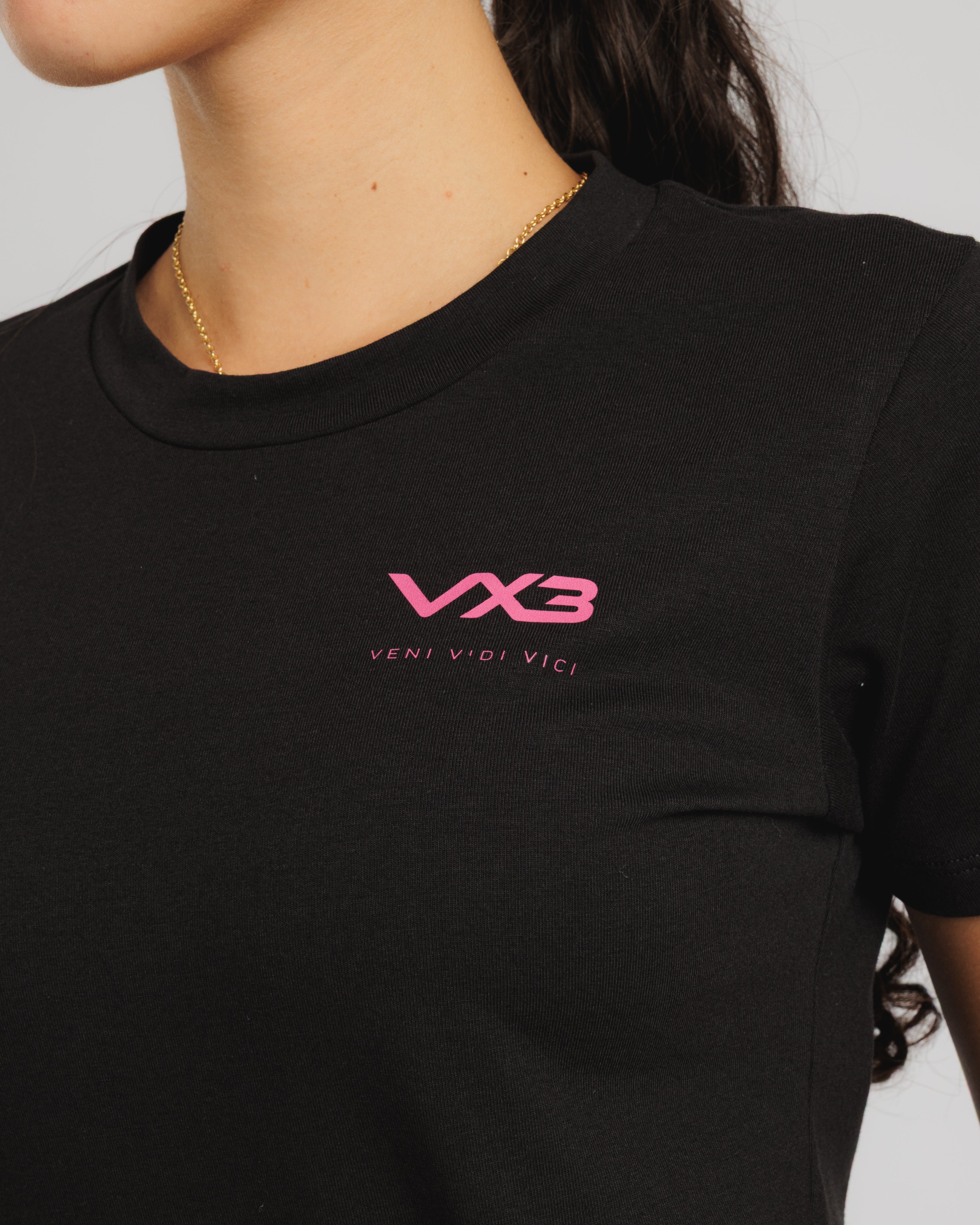 Veni Vidi Vici Ladies Tee Black/Hot Pink – VX3