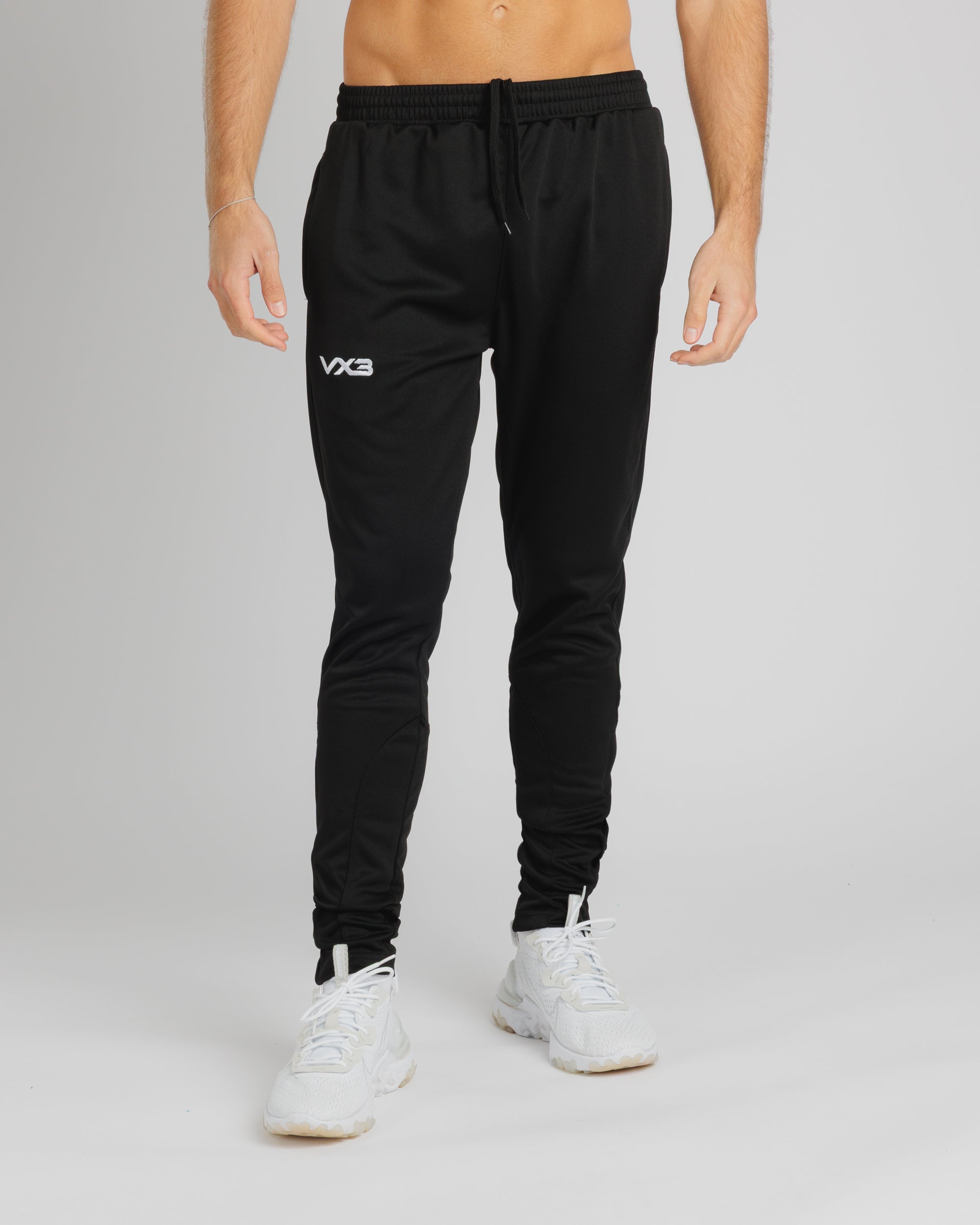 skinnypantblack-1.jpg