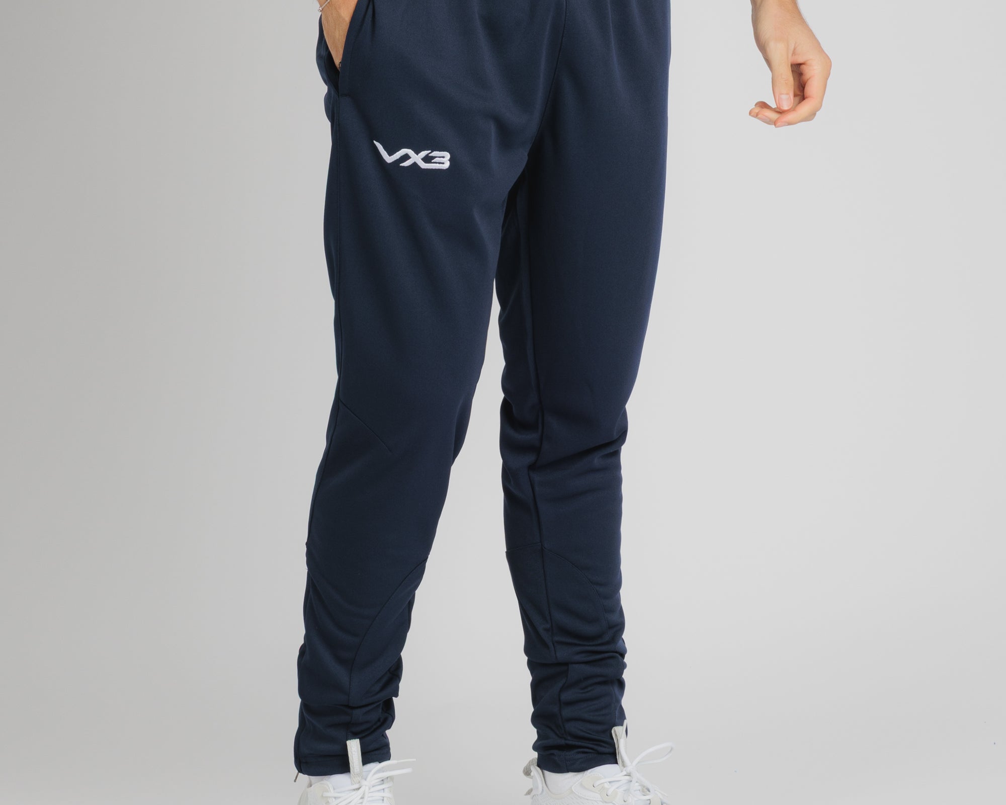 skinnypantnavy-1.jpg